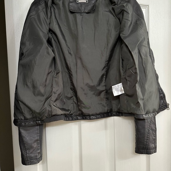 XS LA Coalition faux leather, mixed media jacket. - Picture 6 of 7